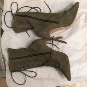 Steve Madden 🔥🔥🔥 Green Lace-Up